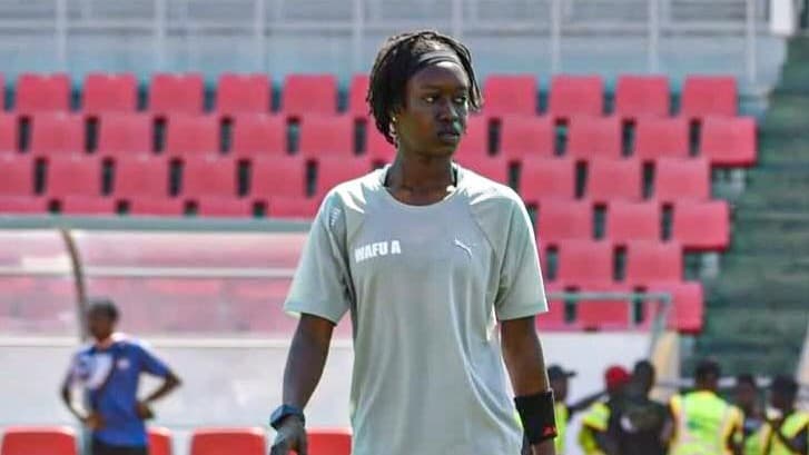 Binta Ba a l'échauffement du match d’ouverture du tournoi UFOA-A U20 féminin entre la Guinée-Bissau et le Liberia, disputé au stade du 24-Septembre à Bissau.